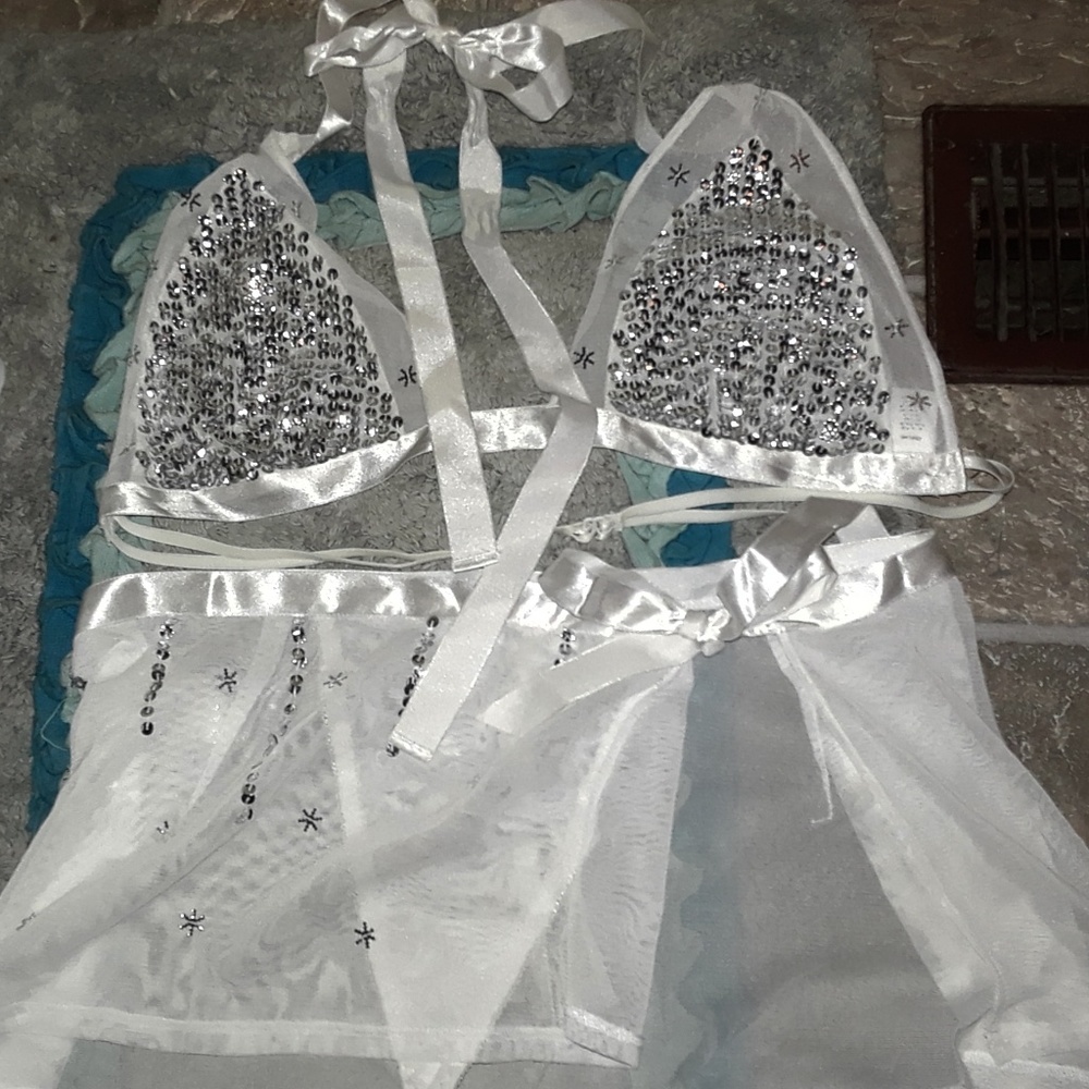 Fredricks of Hollywood  sexy bra and panty set